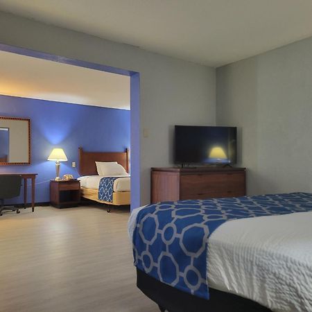 Baymont By Wyndham Hannibal Extérieur photo