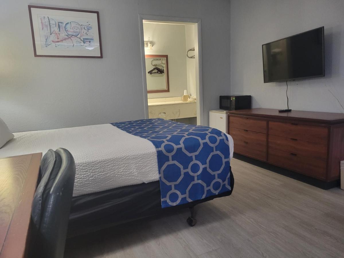 Baymont By Wyndham Hannibal Extérieur photo