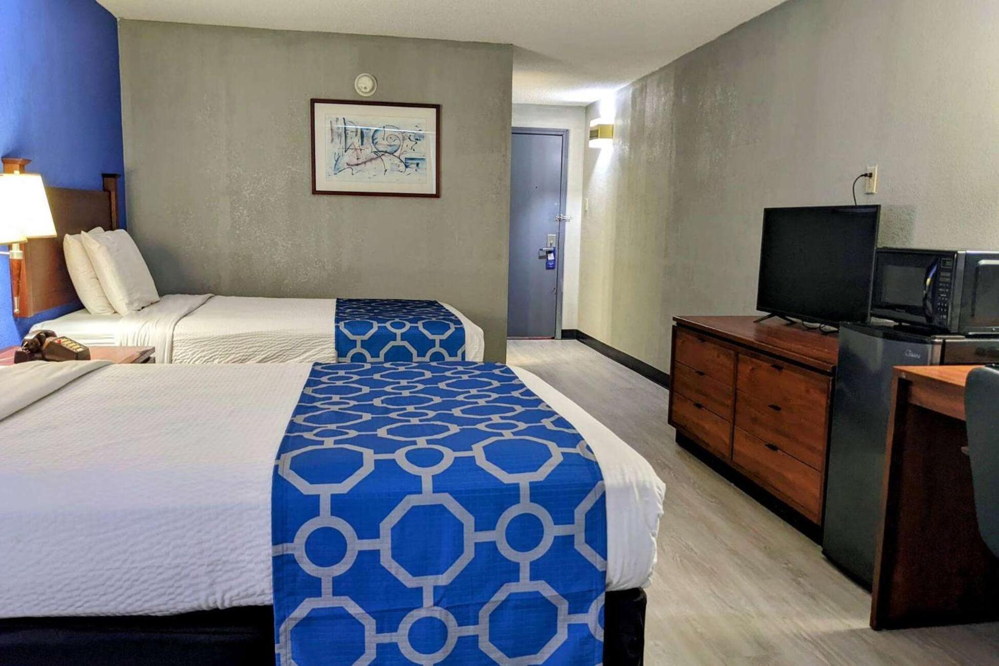 Baymont By Wyndham Hannibal Extérieur photo
